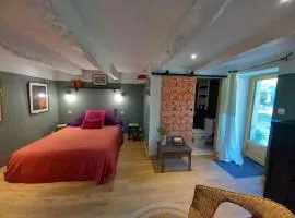 La maison au frêne
