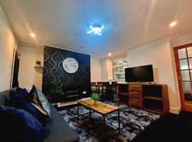 Private Courtyard apartment in Bradford with Parking，位于希普利的酒店