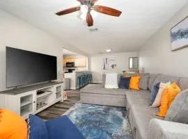 Vibrant Living Near Auburn University l 4BR 4BA