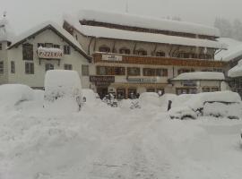 Hotel Pordoi - Fam Furgler，位于阿拉巴的酒店