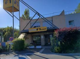 Unisotel Valenciennes EX-hôtel F1，位于Haulchin的酒店