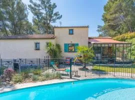 Gîte proche aix marseille piscine