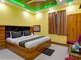 Goroomgo Hotel Ashray Near Golden Beach Puri - A Luxury Room with Fully Renovated Room - Lift and Parking Facilities - Best Hotel in Puri