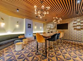 罗吉思酒店，位于布雷斯特的酒店