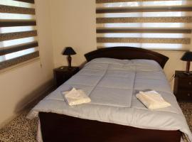 Alpine hotel，位于阿列伊的酒店