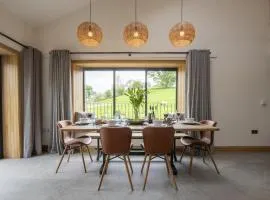 Canny Grouse Barn