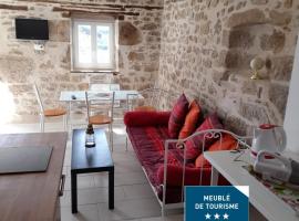 Creusoé，位于Saint-Marc-à-Frongier的酒店