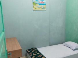 Mandeh Guesthouse Padang，位于巴东的酒店
