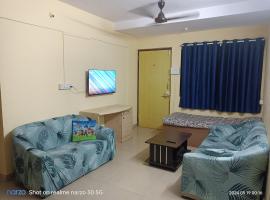 Bed And Breakfast At Pushpanjali Residency Phase 2 Bunglow No A1 Owale Ghodbunder Road Thane West，位于塞恩的酒店
