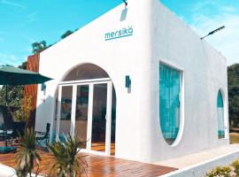 Mersika Beachfront Studio Near To Mersing Jetty，位于丰盛港的乡村别墅