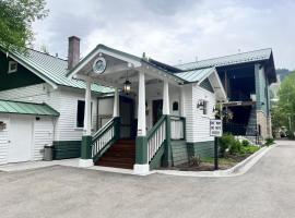 赫夫小屋住宿加早餐旅馆，位于杰克逊的住宿加早餐旅馆