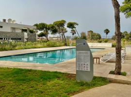 Appartement LUXUEUX 1 plage SFIHA AL HOCEIMA，位于Ajdir的酒店