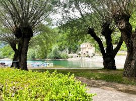 Hotel Garni del Lago，位于斯坎诺的酒店