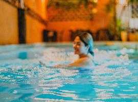 Avalor Hotel & Bungalows，位于洛斯阿亚拉的酒店