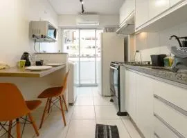 Apto Piscina Academia Ar Cond CID108C