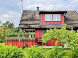 4 star holiday home in GRISSLEHAMN-By Traum，位于格里斯勒港的酒店