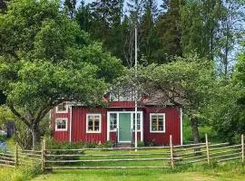 Country Cottage Near Ullared