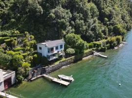 Villa Vignola on Lake Como，位于伦诺的酒店