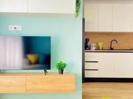 Designer luxury apartment 1BDR by Top Kvartiri Ltd