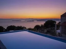 Villa Vouno - luxury and privacy in the Aegean