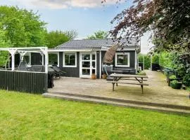 5 person holiday home in Gilleleje-By Traum