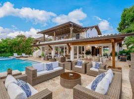 Luxury Villa Polo 27 Casa de Campo with Butler and Maid，位于Higuey的酒店