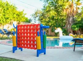 Vacation 4BR Oasis Near Disney Pool and Arcade