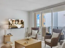 Modern 2 BDR at King David with Ocean View