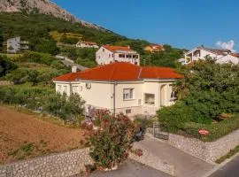 Apartments and rooms with parking space Jurandvor, Krk - 23362