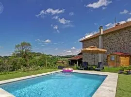 Gîte avec piscine, cheminée, jardin, et animaux acceptés - FR-1-496-32