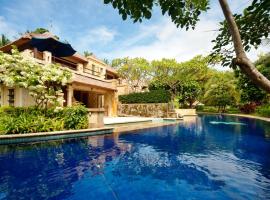 Pool Villa Merumatta Senggigi，位于圣吉吉的酒店