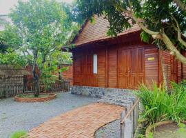 Rooster Mekong Garden & Villas，位于槟知的度假村