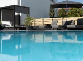 Kracher Hotel Doppelzimmer - für maximal 4 Personen inklusive Pool，位于伊尔米茨的酒店