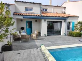 Maison d'Hestia, charme, piscine, proche du bord de mer et de Royan