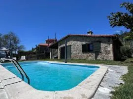 Casa 2 habitaciones con piscina y cenador al aire libre