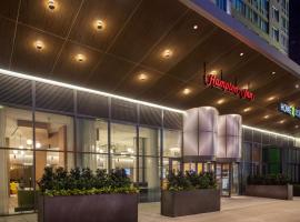 Hampton Inn by Hilton New York Times Square，位于纽约洛克菲勒中心的酒店