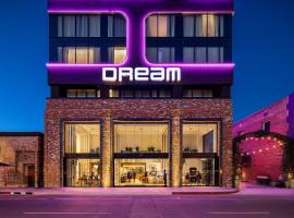 Dream Hollywood, by Hyatt，位于洛杉矶好莱坞灯光剧场附近的酒店