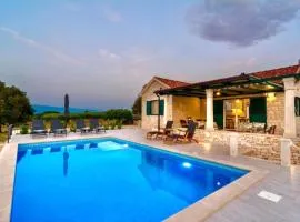 Holiday home Blato