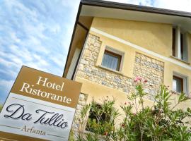 Hotel Ristorante Da Tullio，位于Tarzo的酒店