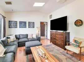Yosemite Wellbeing Retreat on 5 Acres with Mtn Views