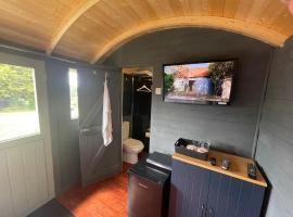 Jackdaws Shepherds Hut，位于Epwell的别墅