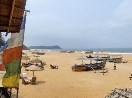 Mia's beach resort goa，位于帕特南的酒店