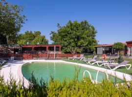 Alojamientos rurales O Acivro，位于A Rúa的酒店