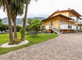 Agritur Laura，位于托尔博莱的酒店