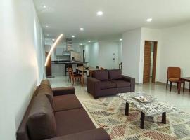 Departamento Parque Finsa, nuevo con cancha de Padel cerca de Volkswagen，位于Sanctórum的酒店