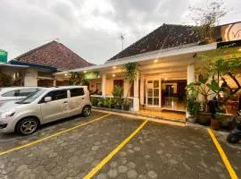 Parikesit Guest House