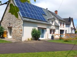 Gîte L'Instant Présent，位于Messeix的酒店