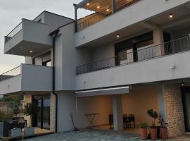 Apartments DiVi Sunset View，位于曼德雷的酒店