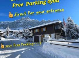 Free Spirit Chalet，位于弗拉里的木屋