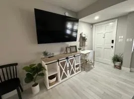 Like New - Beach Studio Apartment